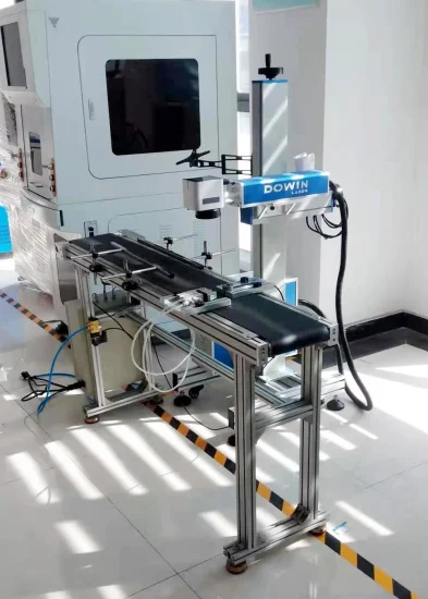 Numéro de série Imprimante Laser Volant en Ligne CO2 Laser Marquage Paquet de Médecine Impression avec Convoyeur pour Capsule